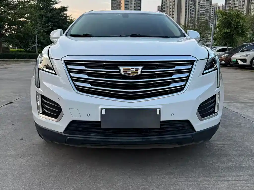 Cadillac XT5 2018 — фото 2