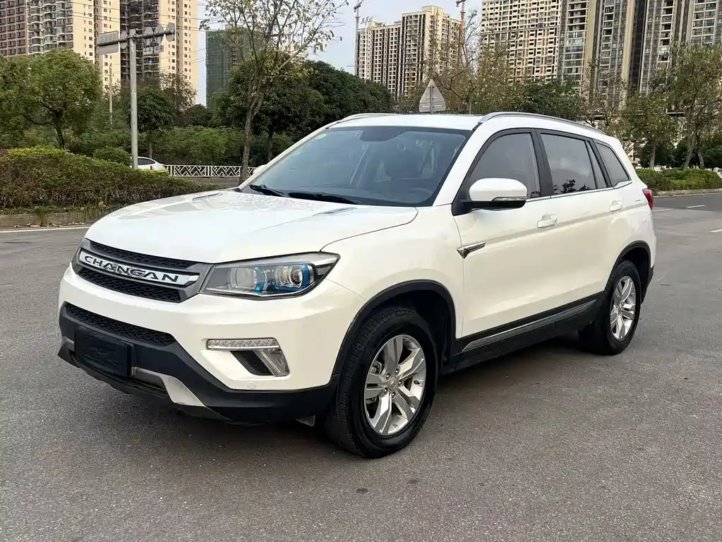 Changan CS75 2018 — фото 1
