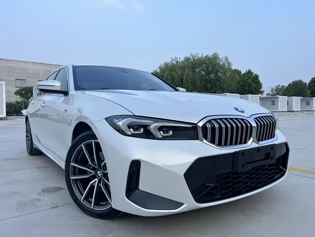 BMW 3 Series 2023