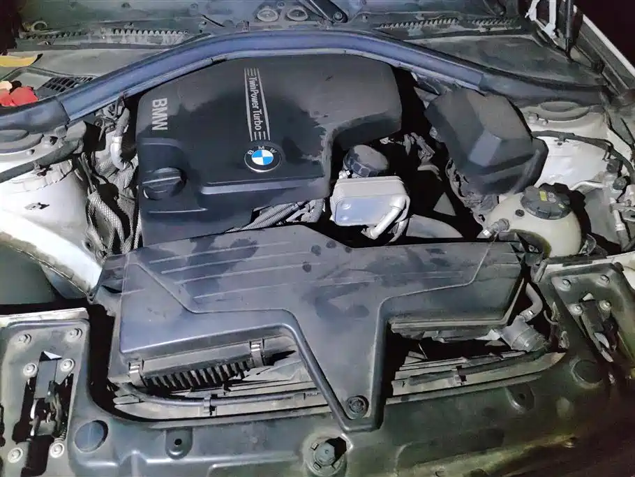 BMW 3 Series 2015 — фото 10