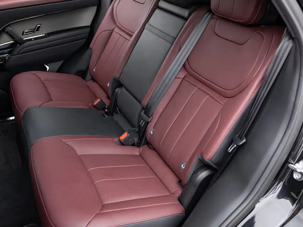 Land Rover Sport 2025 — фото 16