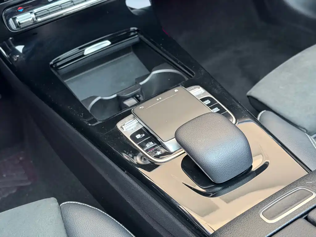 Mercedes-Benz A-Class 2020 — фото 11