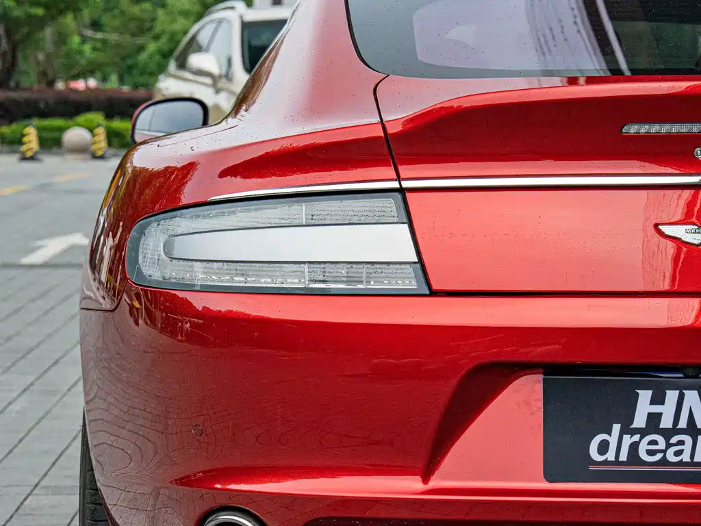Aston Martin Rapide 2014 — фото 9