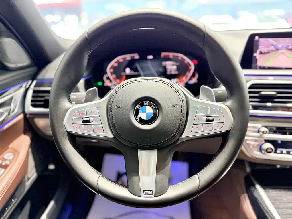 BMW 7 Series 2019 — фото 9