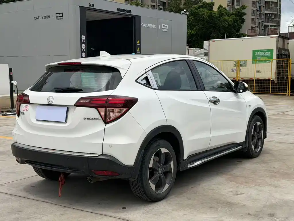 Honda Vezel 2018 — фото 10