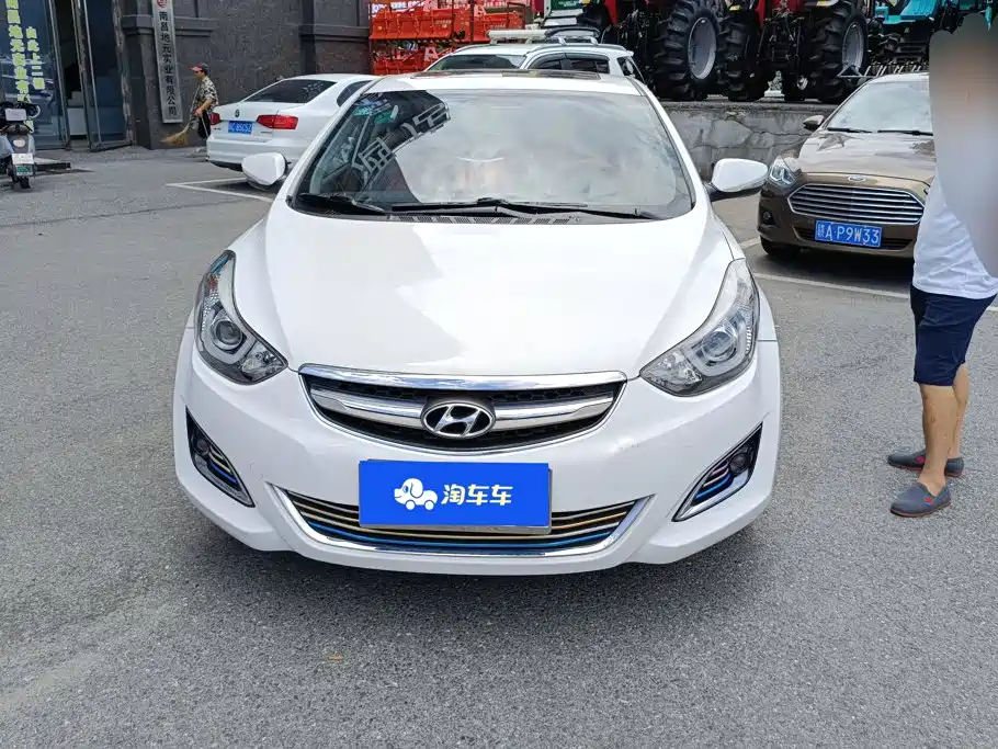 Hyundai Elantra 2016