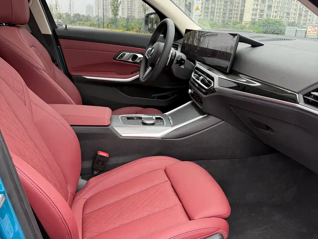 BMW 3 Series 2023