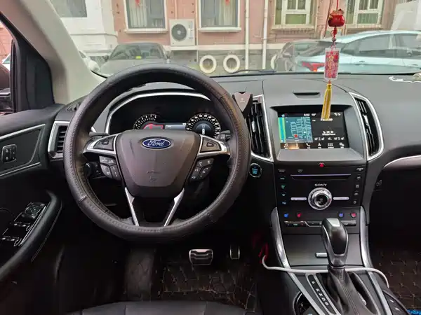Ford Edge 2018