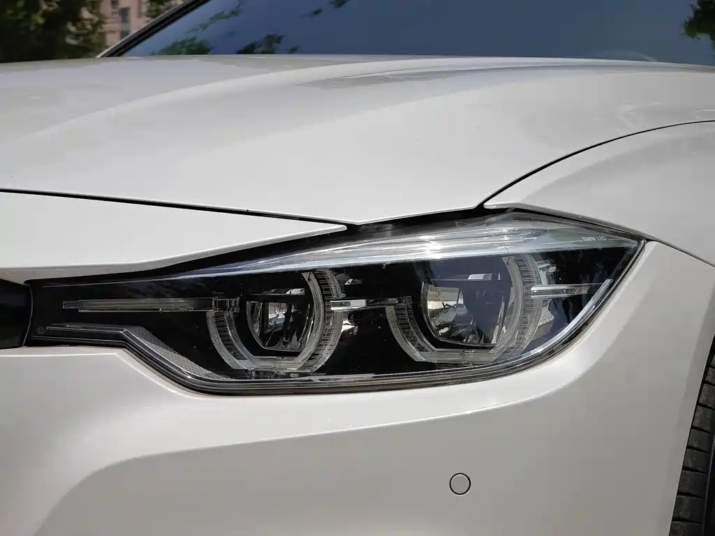 BMW 3 Series 2017 — фото 3