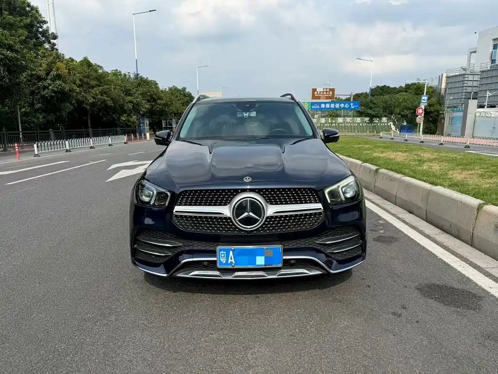 Mercedes-Benz GLE 2019 — фото 2
