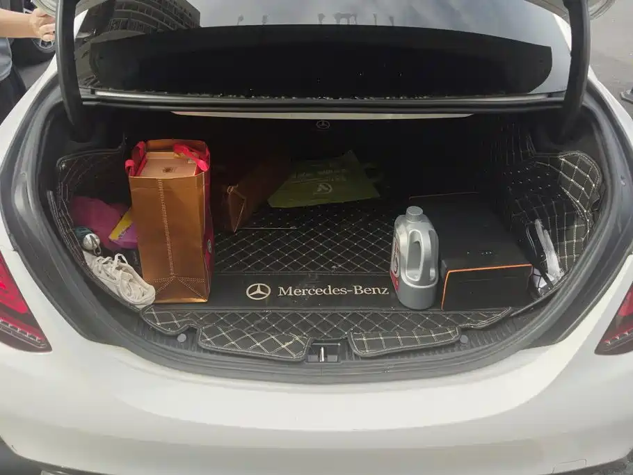 Mercedes-Benz C-Class 2021