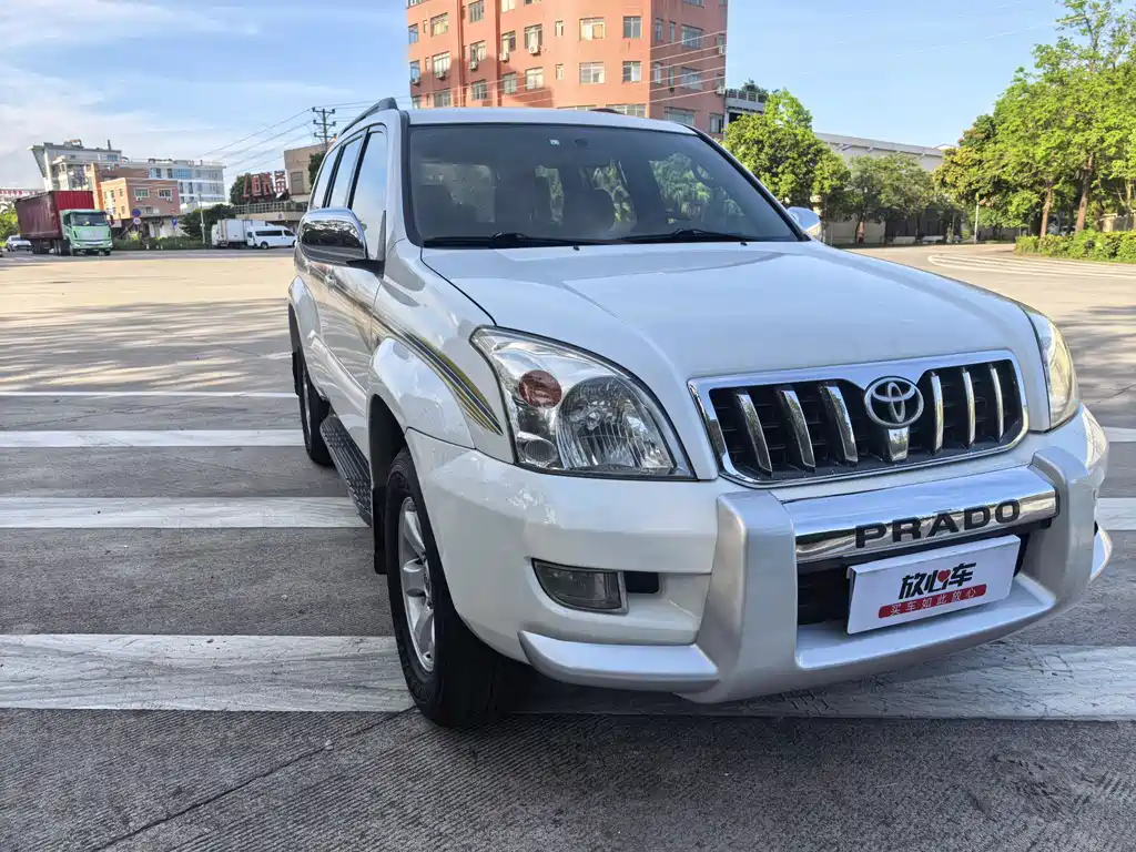 Toyota Prado 2008 — фото 2