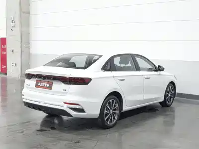 Geely Emgrand 2025