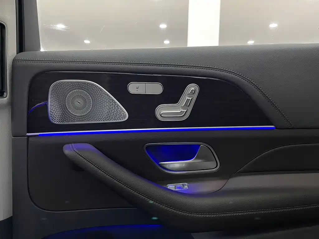 Mercedes-Benz GLS 2020 — фото 15