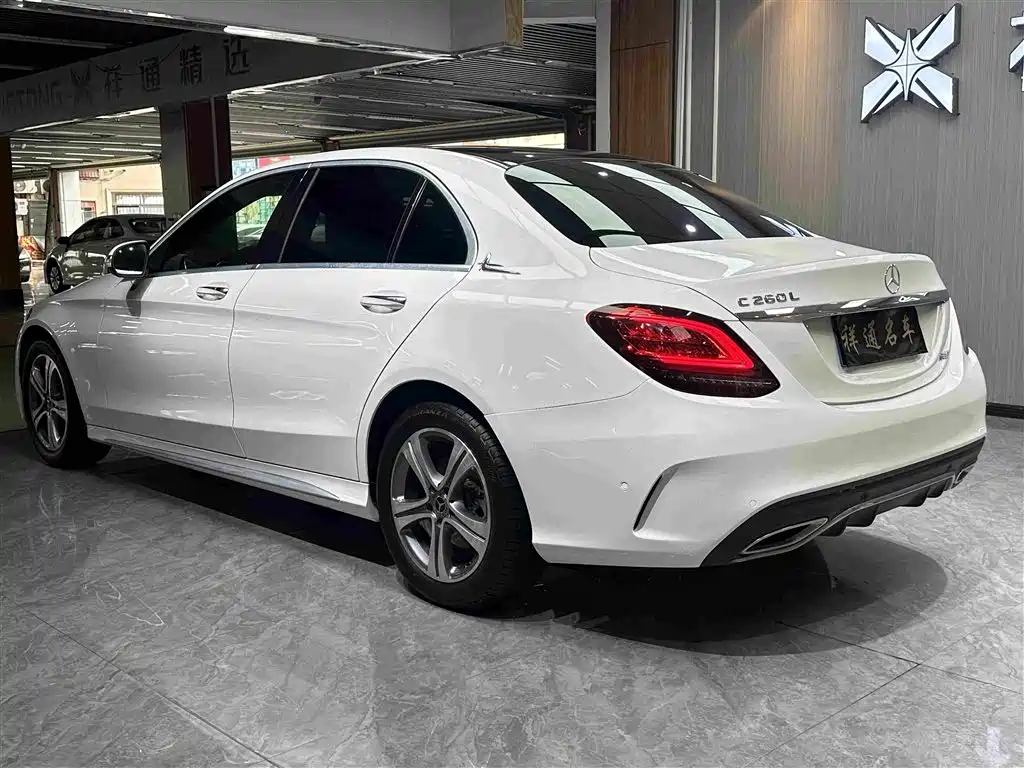 Mercedes-Benz C-Class 2020 — фото 4