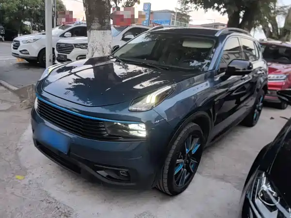 Lynk & Co 01 2018