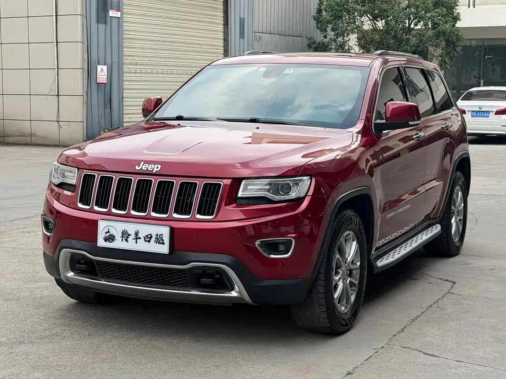 Jeep Grand Cherokee 2016 — фото 1