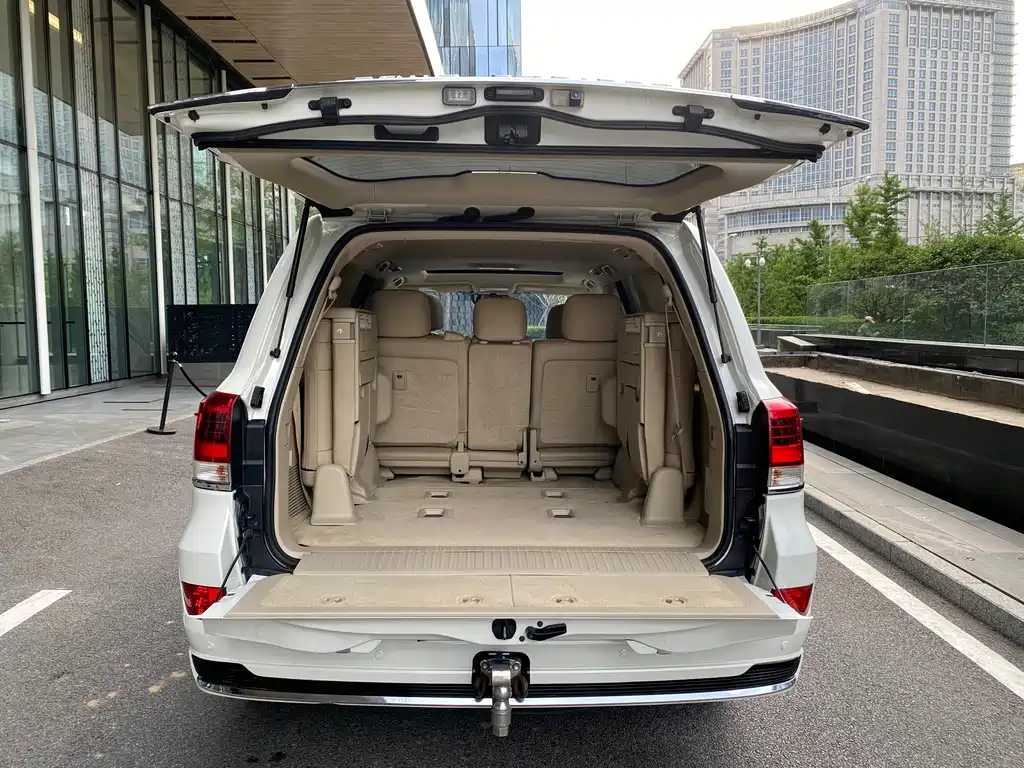 Toyota Land Cruiser 2019 — фото 26