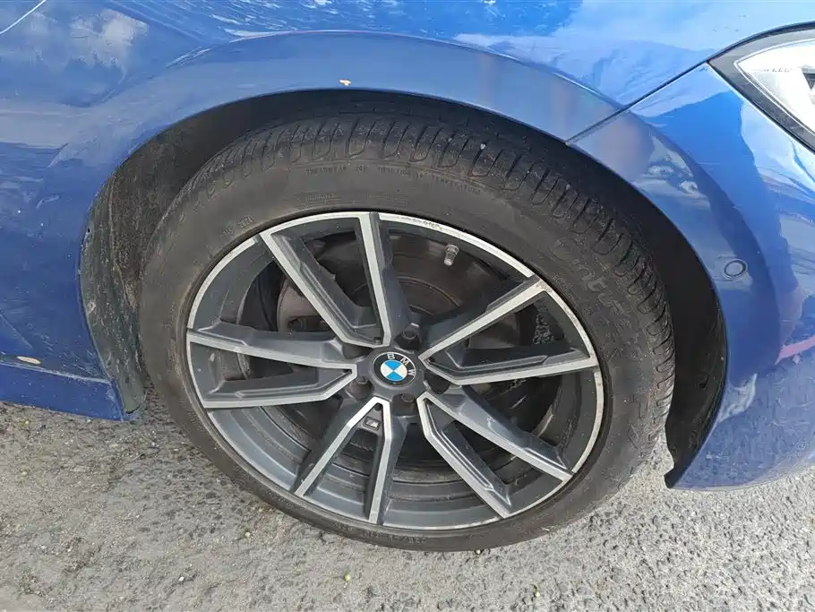 BMW 3 Series 2021