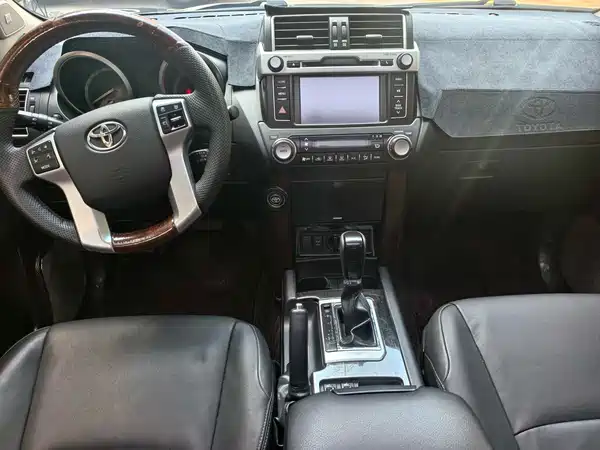 Toyota Prado 2017
