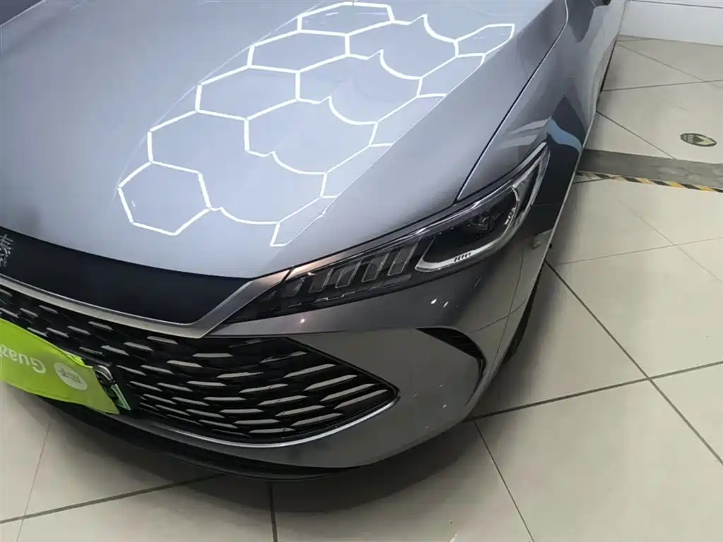 BYD Qin PLUS 2025 — фото 24