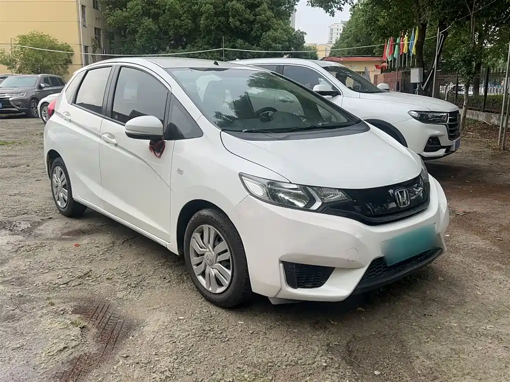 Honda Fit 2016 — фото 4
