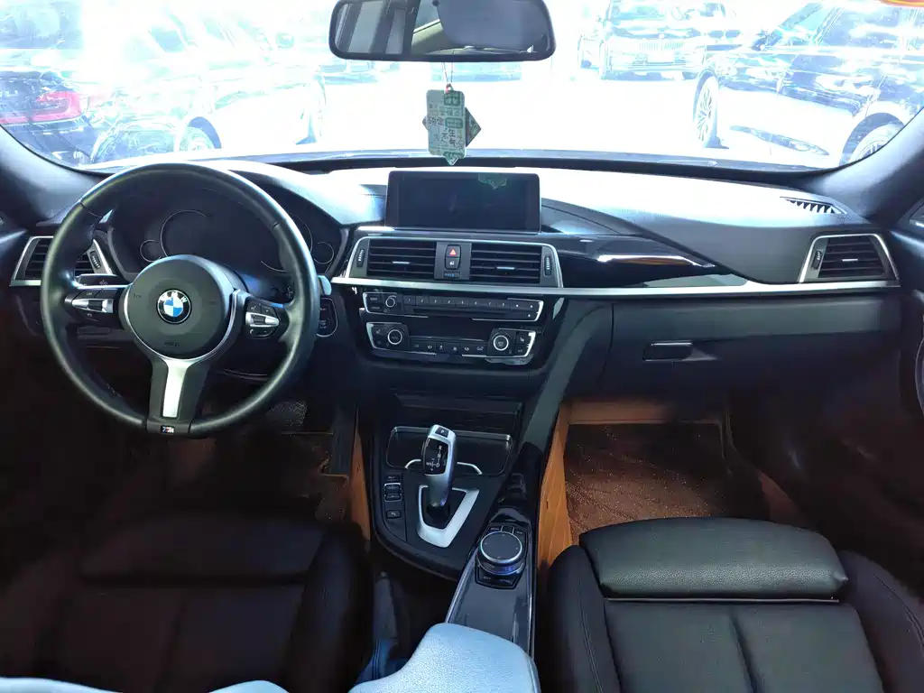 BMW 3 Series GT 2020 — фото 12