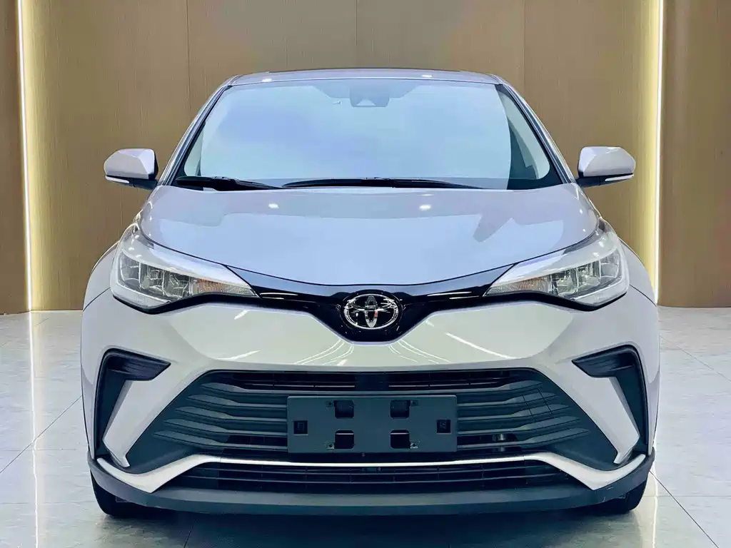 Toyota IZOA 2022 — фото 2