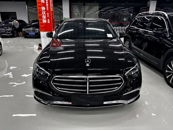 Mercedes-Benz E-Class 2021