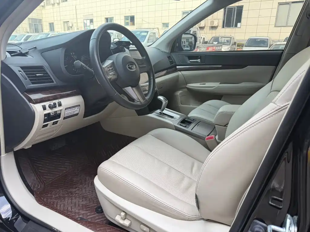 Subaru Outback 2013