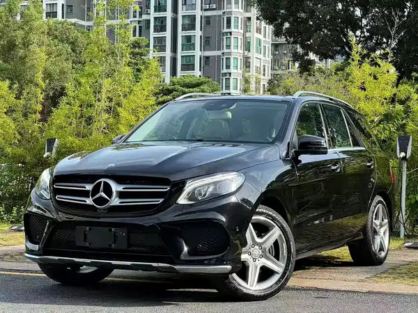 Mercedes-Benz GLE 2015