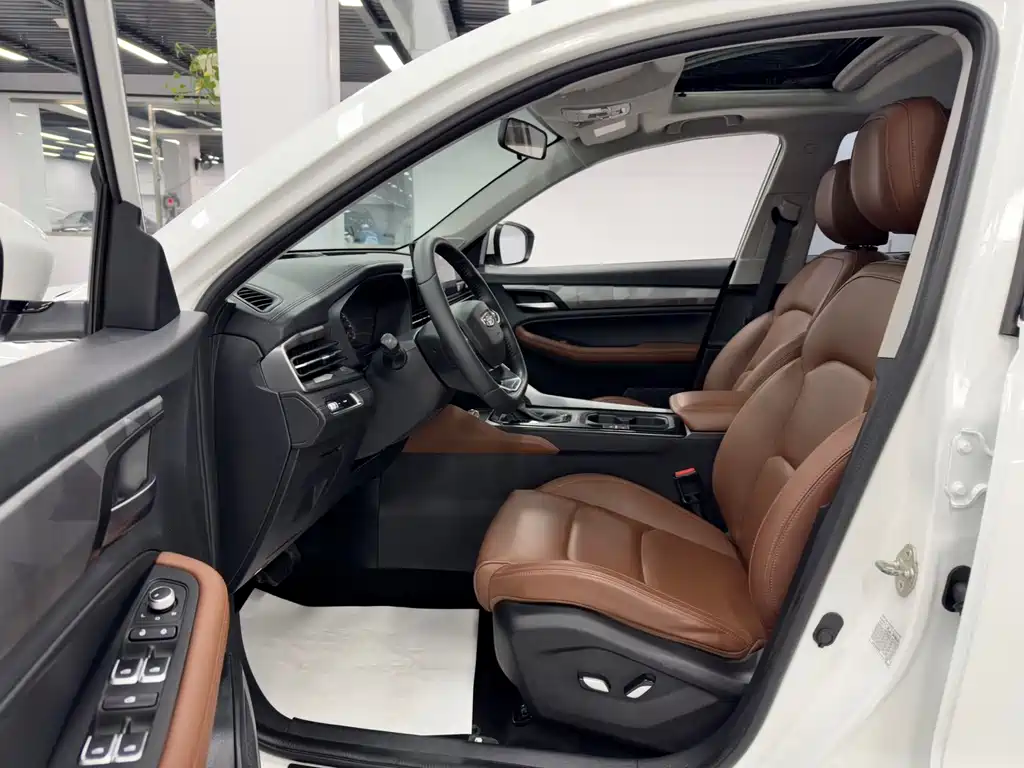 Geely Vision X6 2022 — фото 10