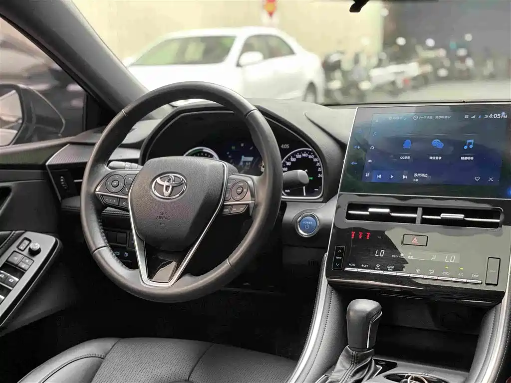 Toyota Avalon 2023 — фото 13
