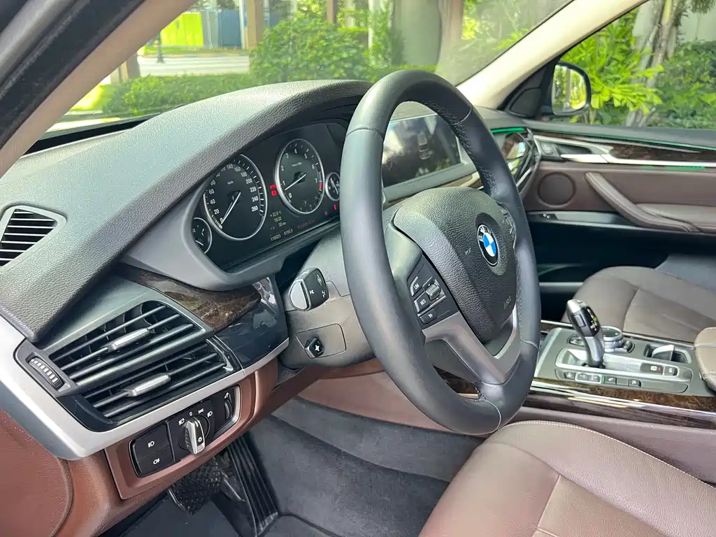 BMW X5 2014 — фото 15