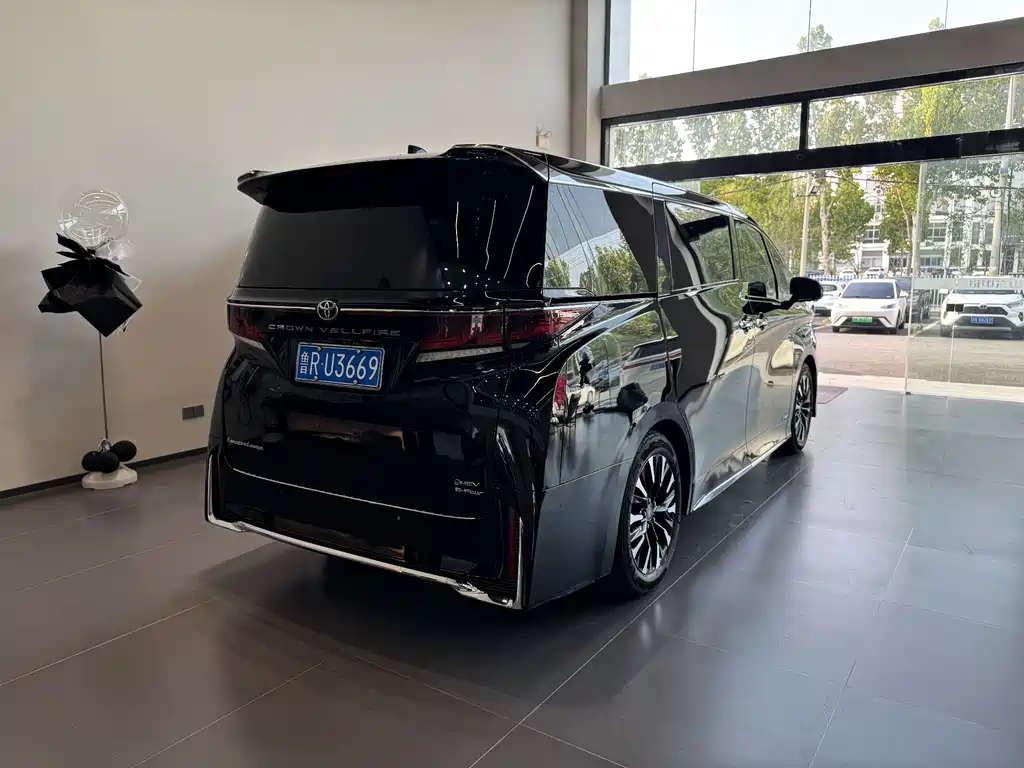 Toyota Vellfire 2024 — фото 5