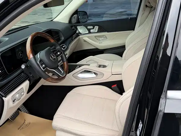 Mercedes-Benz GLS 2022