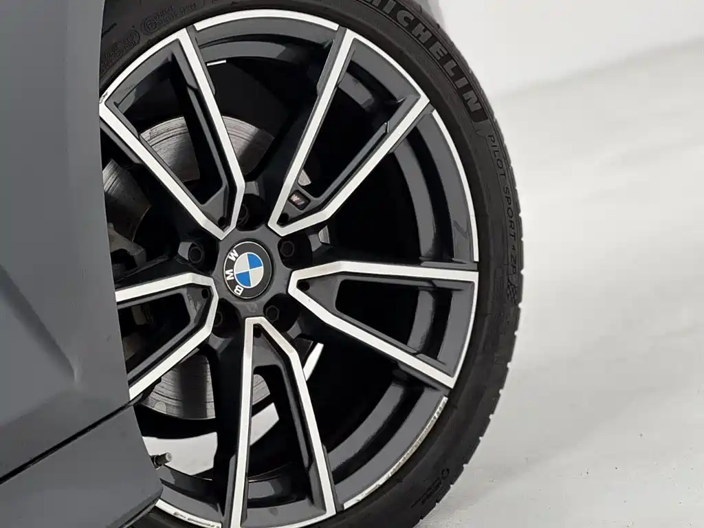 BMW 3 Series 2022 — фото 14