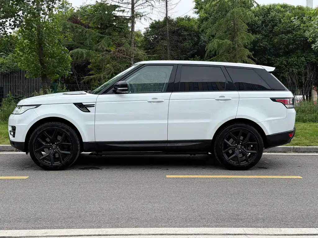 Land Rover Sport 2013 — фото 15