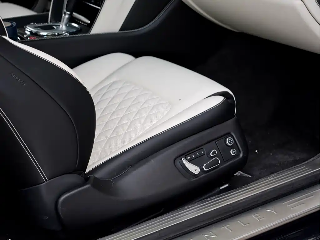 Bentley Continental 2013 — фото 20