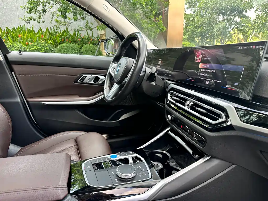 BMW i3 2023 — фото 14