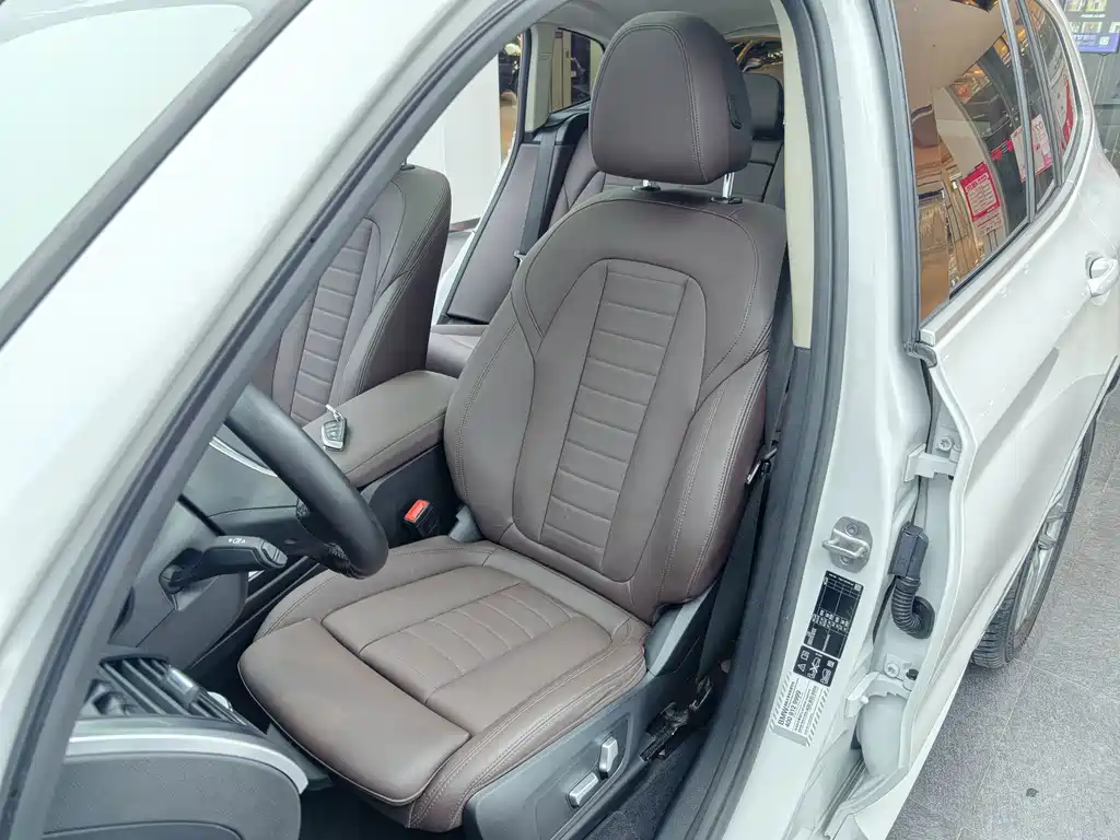 BMW X3 2021 — фото 13