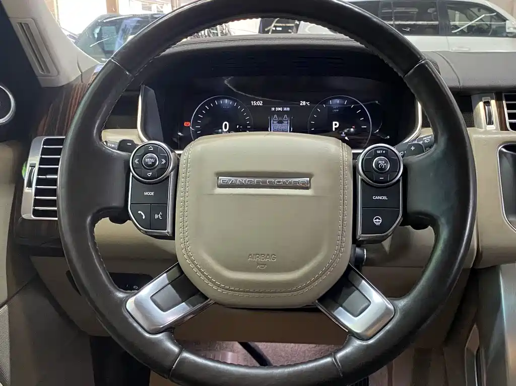 Land Rover Range Rover 2017 — фото 19