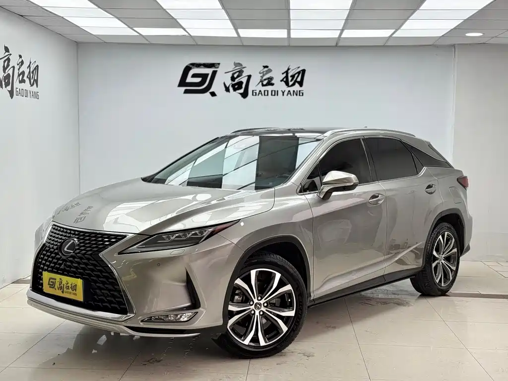 Lexus RX 2019 — фото 1