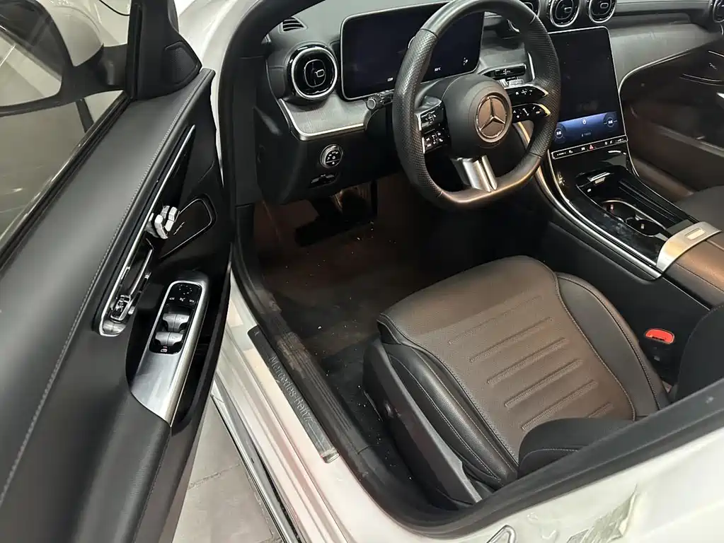Mercedes-Benz C-Class 2022 — фото 5