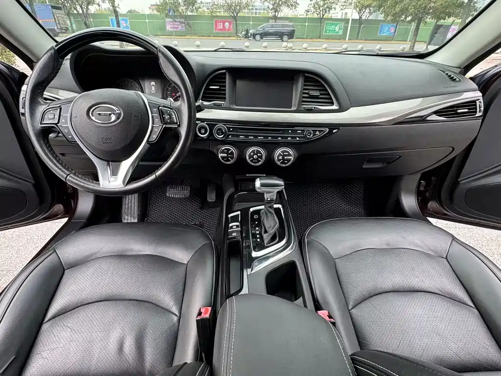 GAC Motor Trumpchi GA6 2017 — фото 13