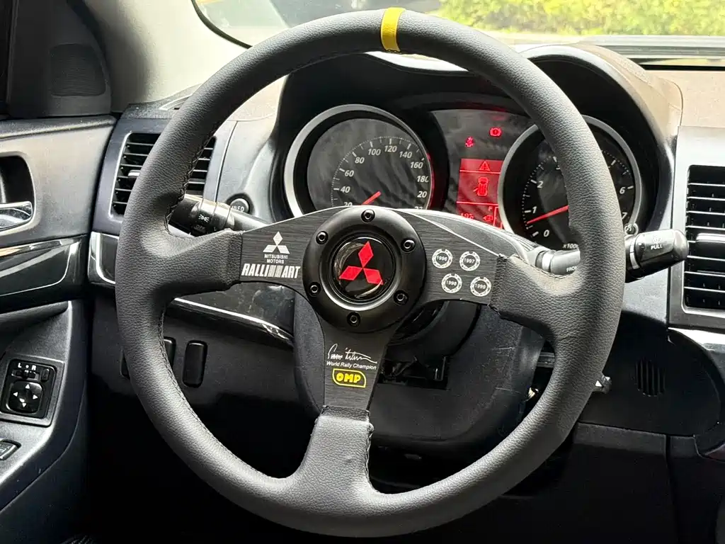 Mitsubishi Lancer EX 2013 — фото 11