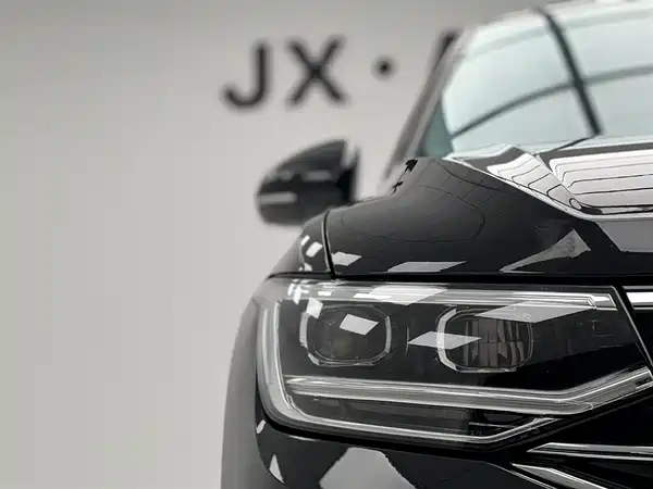 Volkswagen Tiguan L 2023