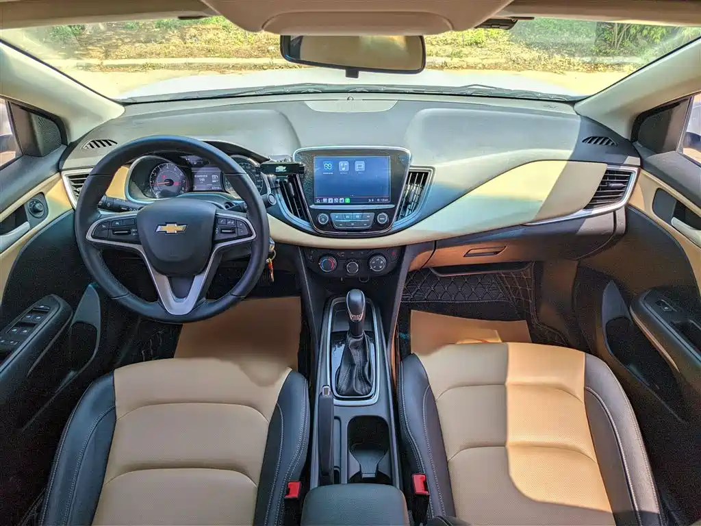 Chevrolet Monza 2020 — фото 10