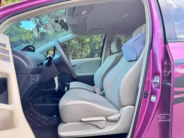 Toyota Yaris 2012