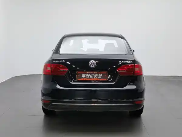 Volkswagen Sagitar 2013
